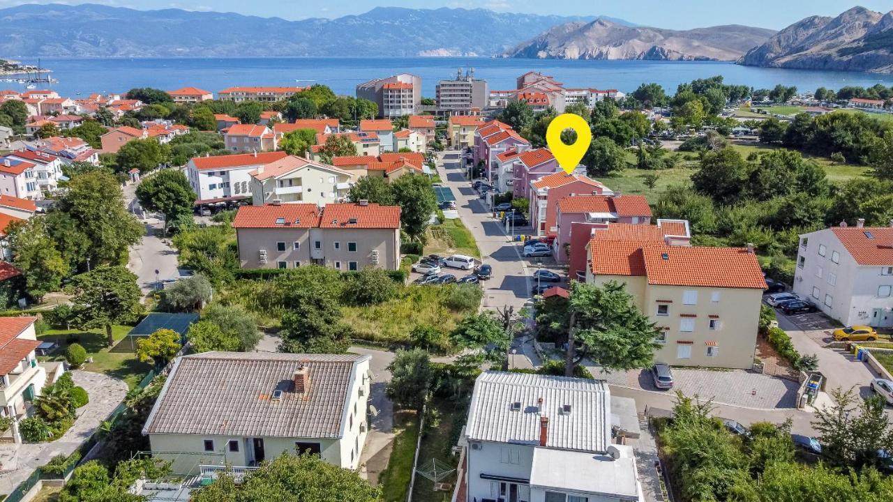Apartments Melania & Antonia Baska  Bagian luar foto